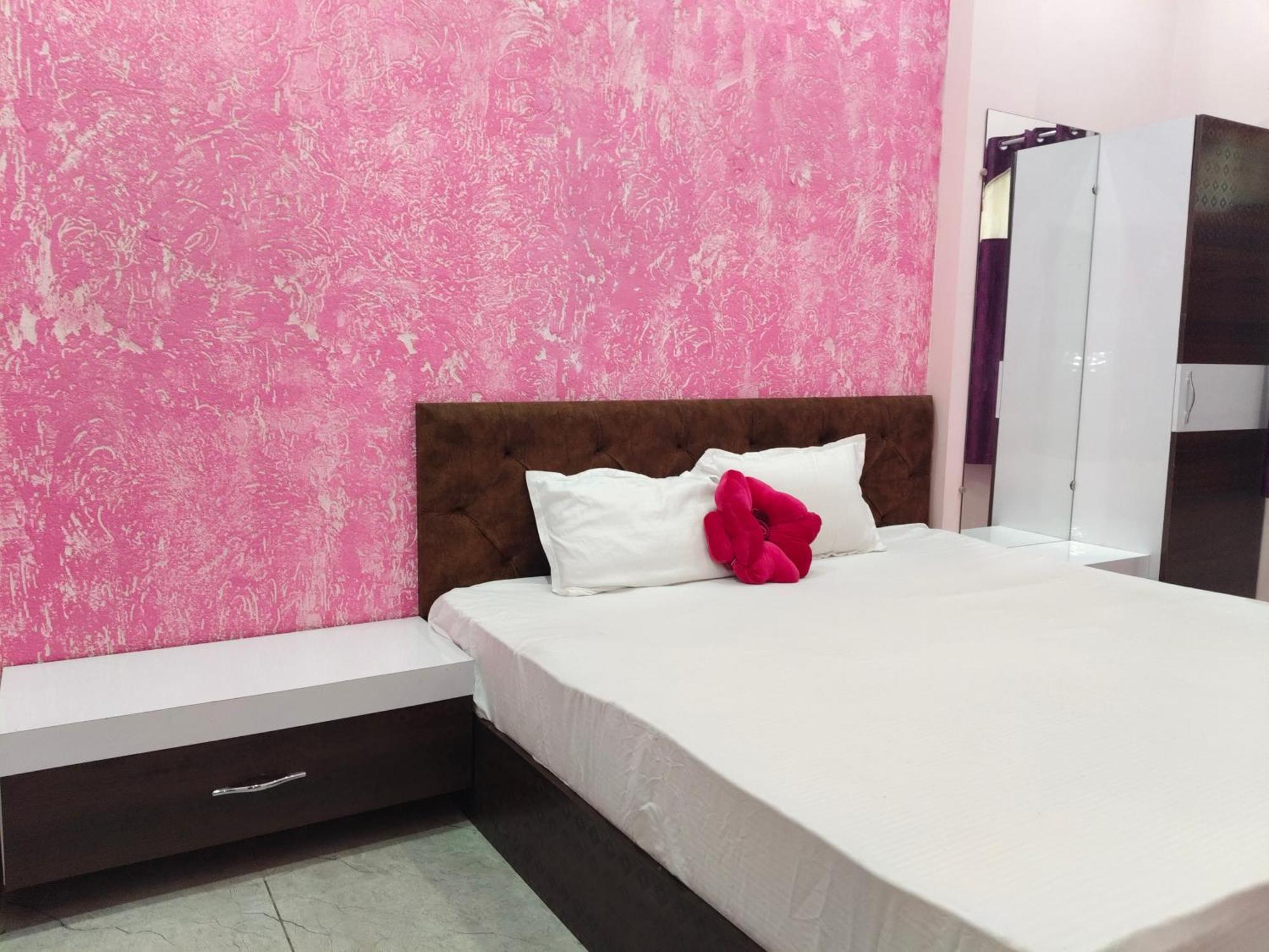 Anant Home Stay Ujjain Bilik gambar
